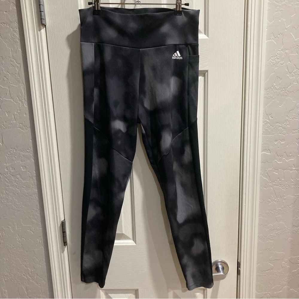 Adidas Women’s Designed To Move Allover Black/Gray Leggings Size M